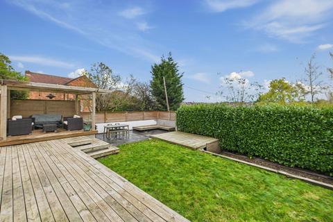 3 bedroom semi-detached house for sale, Carlton Hill, Carlton, Nottingham