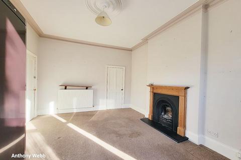 1 bedroom flat for sale, Osborne Road, Palmers Green, N13