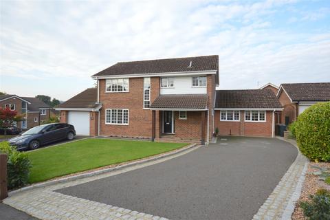 undefined, Geralds Grove, Banstead