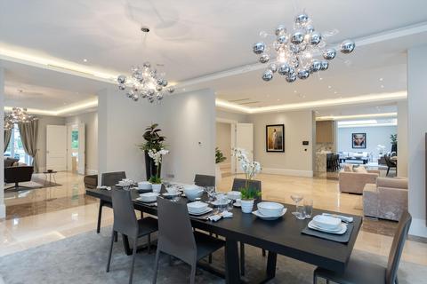 undefined, Coombe Ridings, Coombe Estate, Kingston Upon Thames, KT2