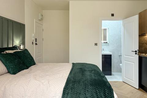 undefined, Corringway, Ealing, W5