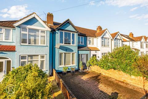 3 bedroom terraced house for sale, Barmouth Avenue, Perivale, Greenford, UB6