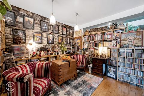 3 bedroom terraced house for sale, Barmouth Avenue, Perivale, Greenford, UB6