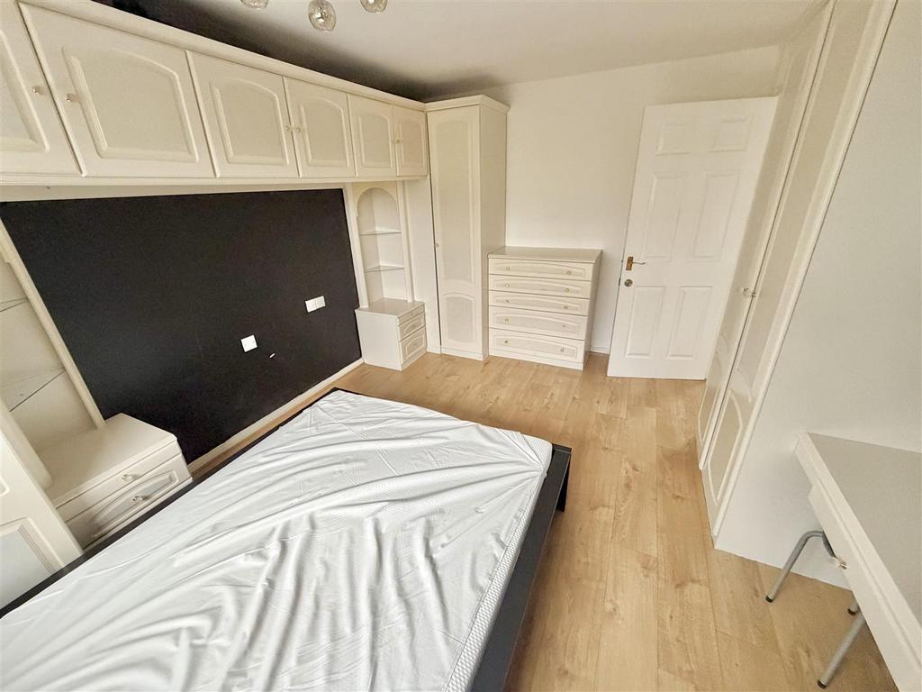 Bed 1 Aspect 3