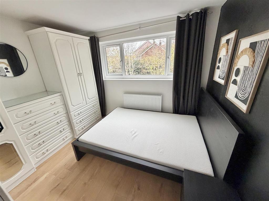 Bed 2