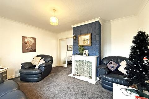 3 bedroom semi-detached house for sale, Mynd Close, Belvidere, Shrewsbury