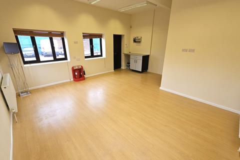 Office to rent - Leighton Road, Edlesborough LU6