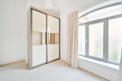 2 bedroom flat for sale, Hamlet Gardens, Ravenscourt Park, London, W6