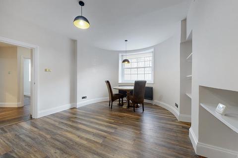 2 bedroom apartment to rent, Hemingford Road, London