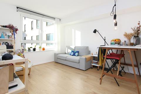 undefined, 25/3 Waterfront Gait, Granton, Edinburgh, EH5 1AD