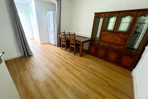undefined, Chadwell Heath Lane, Romford RM6