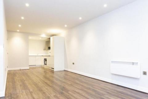 Kenilworth Avenue, London, SW19