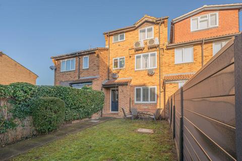 undefined, Hogarth Crescent, Colliers Wood, London, SW19