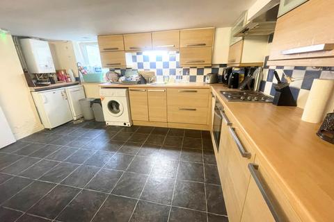 undefined, Lucas Street (room 5), West Yorkshire LS6