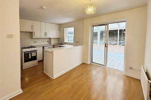 3 bedroom semi-detached house to rent, Foster Drive, Penylan, Cardiff, CF23