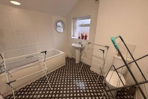 undefined, THORNGATE STREET, KETTERING, NN16 0SN