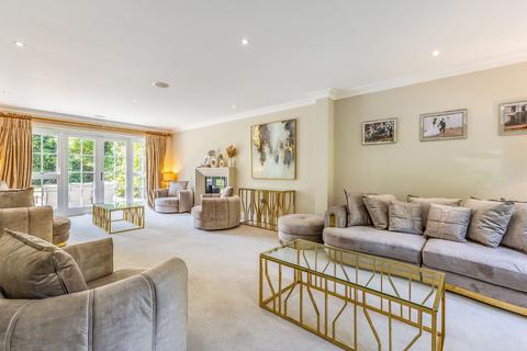 undefined, Queens Hill Rise, Ascot, Berkshire