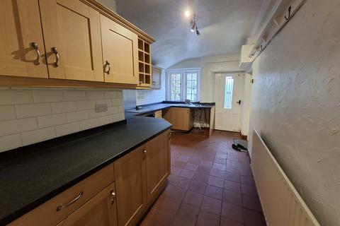 3 bedroom semi-detached house to rent, Eckington, Sheffield, Derbyshire