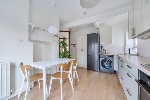 4 bedroom detached house to rent, Butterfield Road, Hampshire SO16