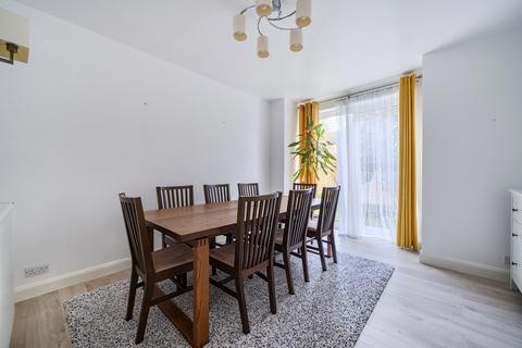 4 bedroom detached house to rent, Butterfield Road, Hampshire SO16