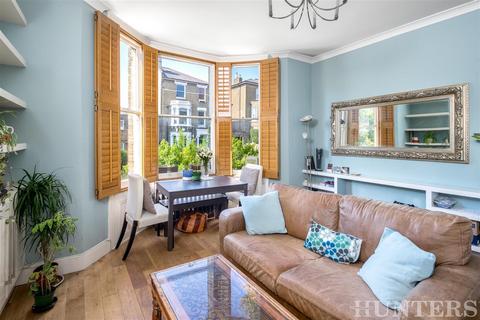 Dartmouth Park Hill, London, NW5