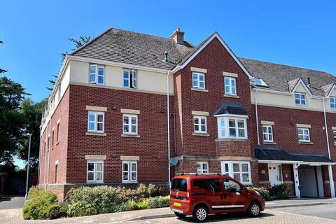 2 bedroom flat for sale, Martlet Road, Minehead TA24