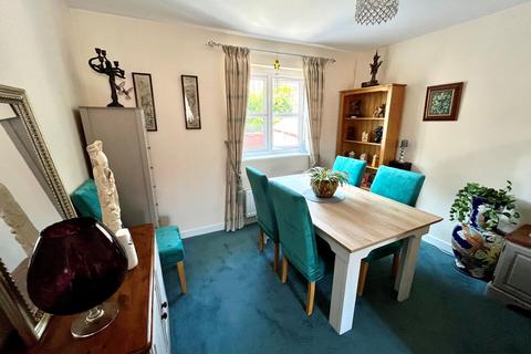2 bedroom flat for sale, Martlet Road, Minehead TA24