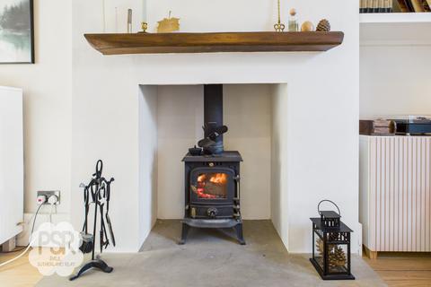 undefined, Jacksons Edge Road, Disley, SK12
