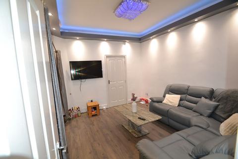 6 bedroom house to rent, Scarsdale Road, Manchester M14