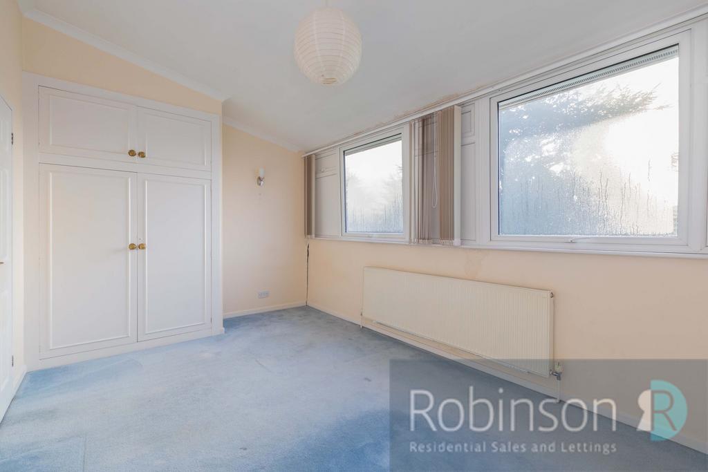 18 Lynton Green-16