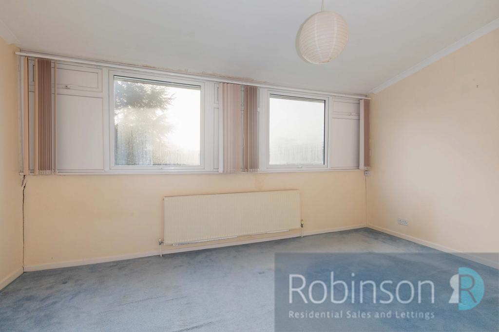 18 Lynton Green-17