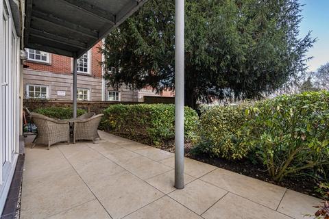 undefined, Bridge Wharf, Surrey KT16