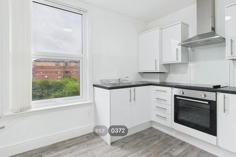 1 bedroom flat to rent, Duesbery Street, HU5