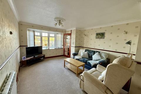 3 bedroom terraced house for sale, Eden Road, Totland Bay