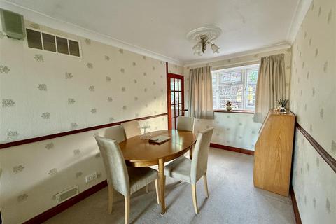3 bedroom terraced house for sale, Eden Road, Totland Bay