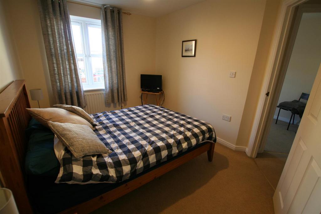 Sansomeplace,37bed1.JPG