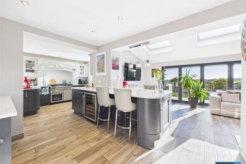 4 bedroom detached house for sale, Charter Drive, Scawthorpe, DN5