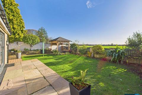 4 bedroom detached house for sale, Charter Drive, Scawthorpe, DN5