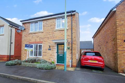 4 bedroom detached house for sale, Waun Draw, Caerphilly, CF83 3SL