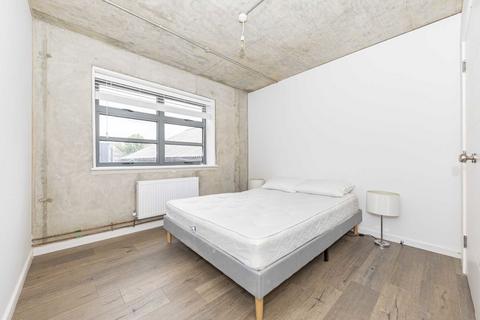 undefined, Watson Studios, Wimbledon