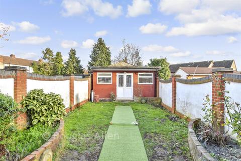 3 bedroom terraced house for sale, Joydon Drive, Romford RM6