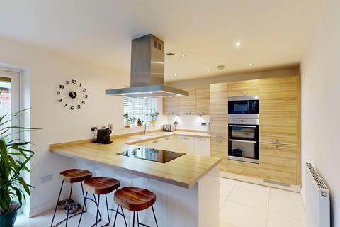 4 bedroom detached house for sale, Edges Farm Close, Westhoughton, BL5