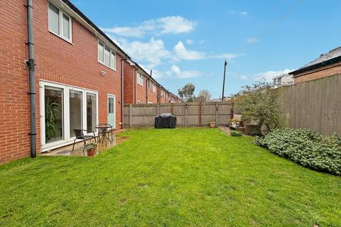 4 bedroom detached house for sale, Edges Farm Close, Westhoughton, BL5
