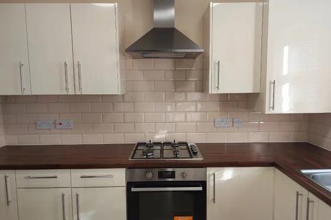 3 bedroom terraced house for sale, Cradley Heath B64