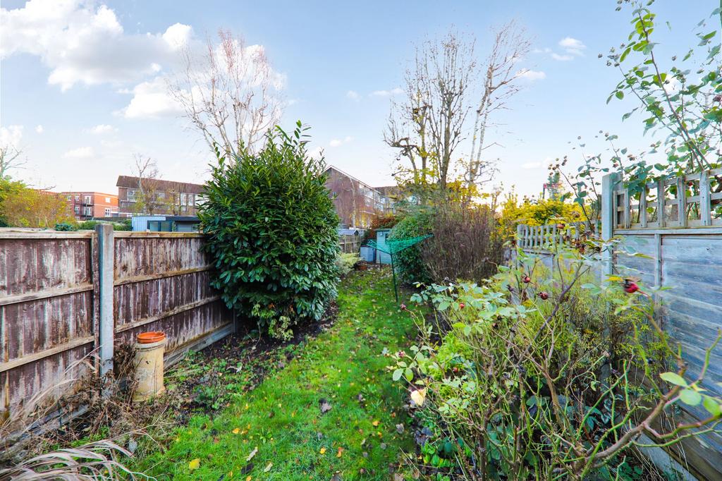Garden (2)(E)