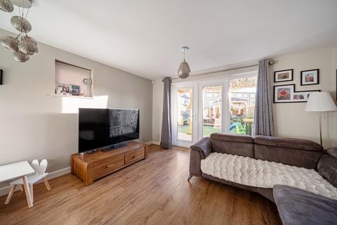 undefined, Gravesend, Kent DA11