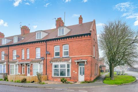 8 bedroom end of terrace house for sale, Wainfleet Road, Skegness PE25