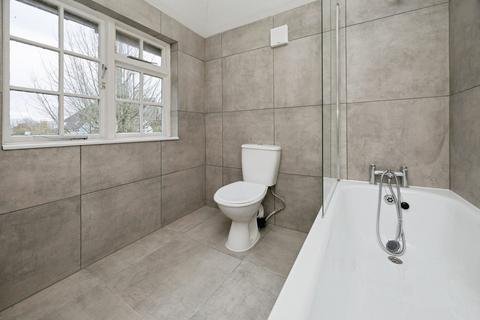 3 bedroom maisonette for sale, The Street, Ashford, TN26 3