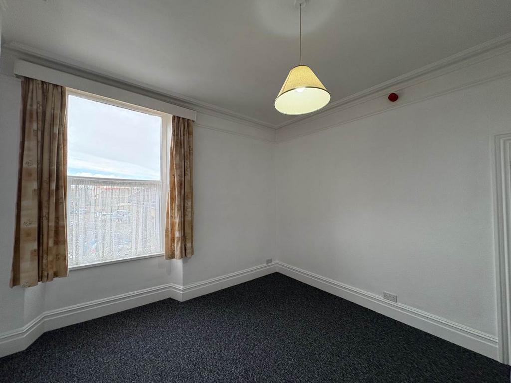 Graham rd 12 lounge-