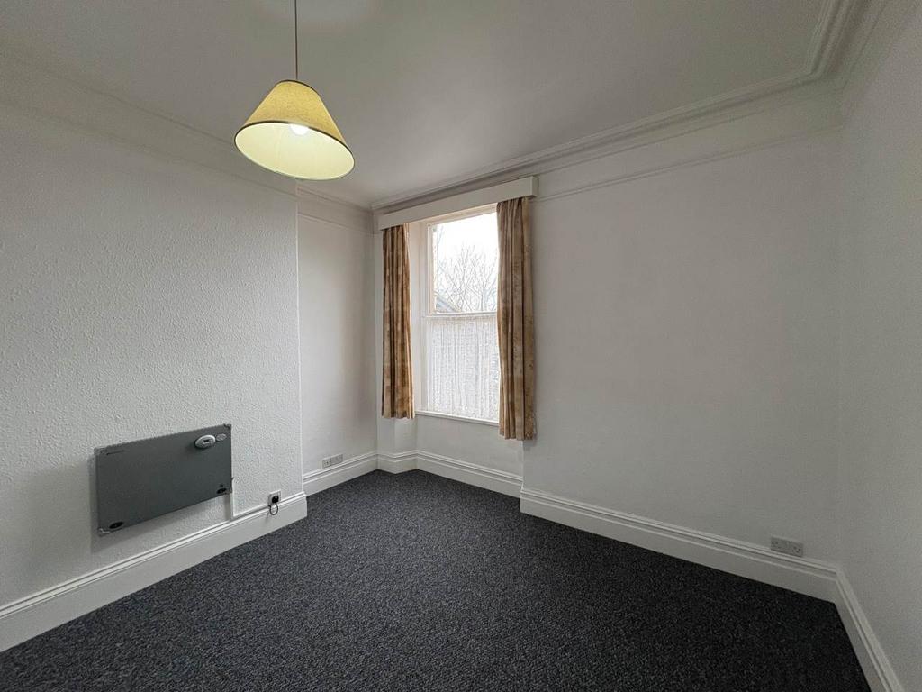 Graham rd 12 lounge-